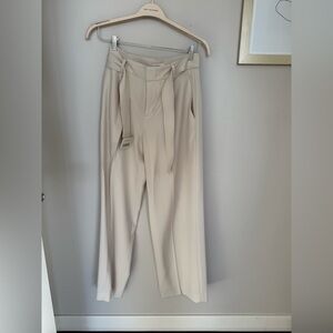 VINCE belted trouser